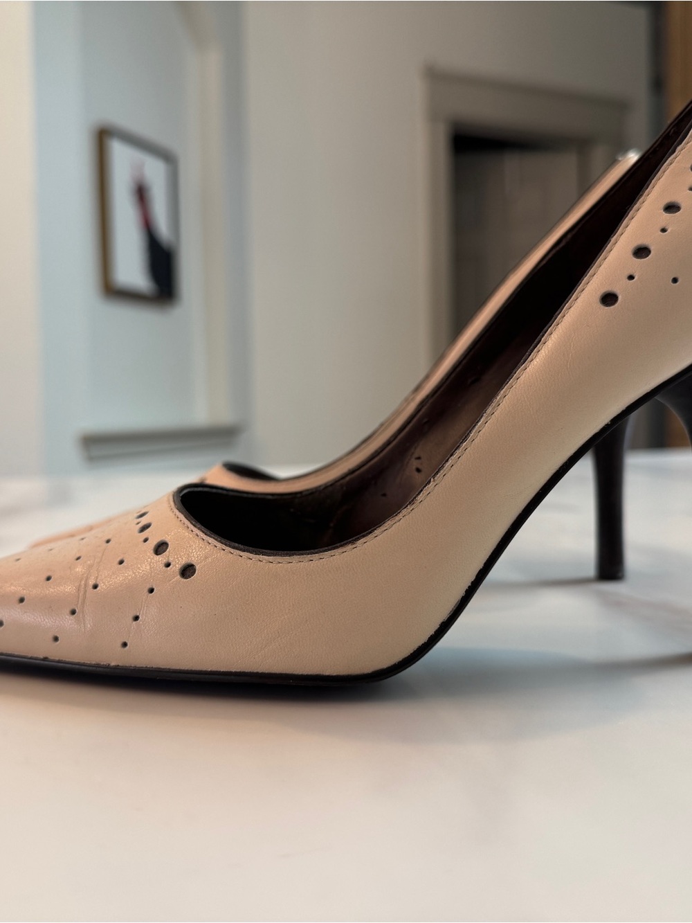 Carlos Santana Potion Ivory/Nude Leather Pointed Toe Pumps Heels Size 9